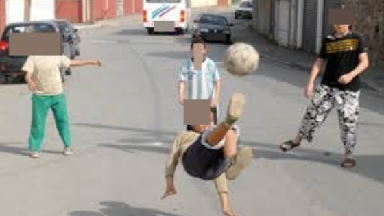 في ظل غياب ملاعب القرب … اطفال وشباب حي الراشدية 3 بالمحمدية بين مطرقة الاهمال والتهميش وسندان ” البلية “ والضياع