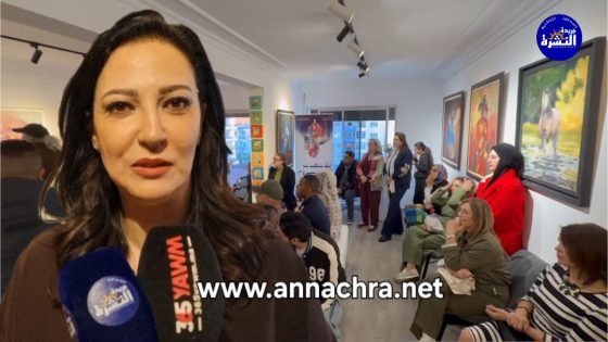 لمة فنية بمشغل الفنانة التشكيلية مريم نجاح بطنجة ، مع المشاركين في معرض “تقاطعات الرؤى “.