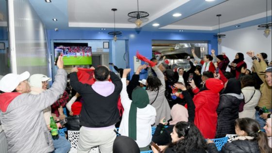 على الرصيف : إكراهات جنون الكرة