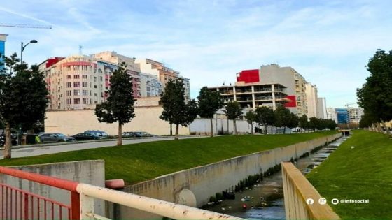 نفق بني مكادة بطنجة.. روائح الوادي الحار والناموس تحولان محيط المنطقة إلى مصدر قلق للساكنة