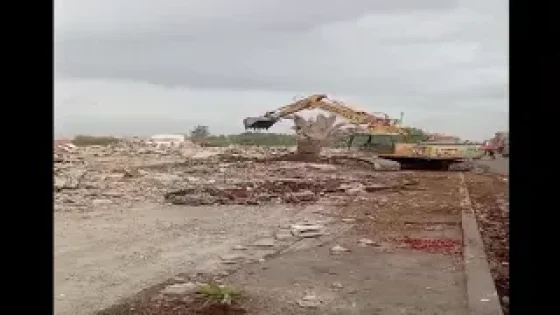 هدم سوق بنسليمان بعدما تمت عملية إيواء تجاره